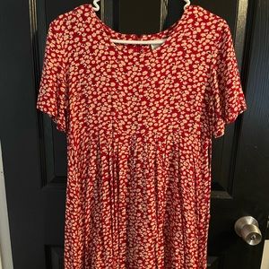 Vintage red floral dress. Maternity
